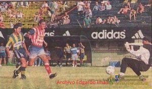 1999. Empate 1 a 1 en Villa Crespo, el martes 21 de diciembre. El gol de Atlanta, anotado por Diego Oliva. La prensa dijo que fue el último partido oficial del siglo; falso, porque el siglo XX se cerró en el año 2000 y no en 1999.