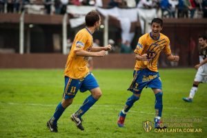 Platense Atlanta 230515_18