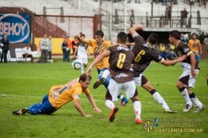 Platense Atlanta 230515_33